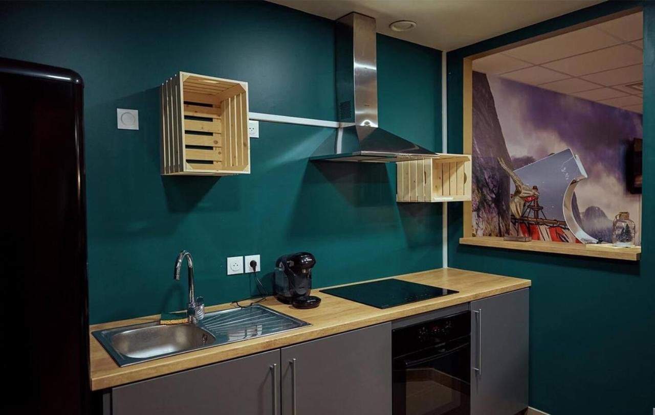 Uxco Uppehalls Aparthotel เลอ เปอติท-เกอวียี ภายนอก รูปภาพ