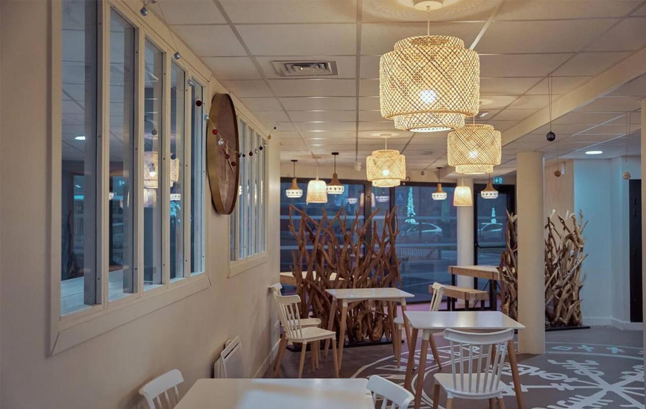 Uxco Uppehalls Aparthotel เลอ เปอติท-เกอวียี ภายนอก รูปภาพ